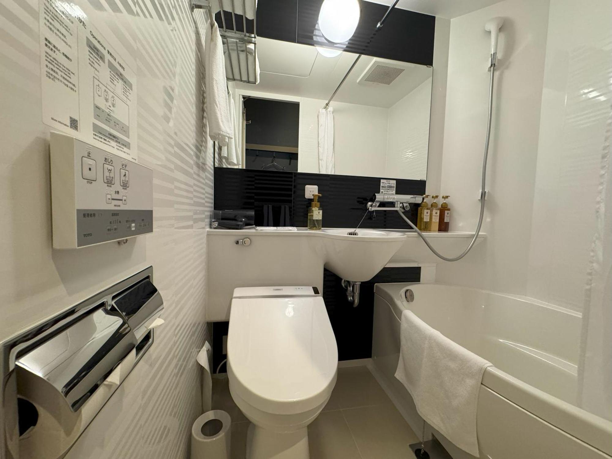 Travelodge Kyoto Shijo Omiya Экстерьер фото